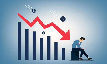 আর্থিক খাতে বড় সংকটের আশঙ্কা ব্যবসায়ীদের