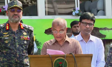 প্রিজাইডিং কর্মকর্তার নিরাপত্তায় থাকবেন একজন সশস্ত্র আনসার: স্বরাষ্ট্র উপদেষ্টা