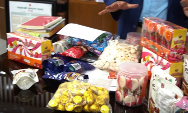 বাজারে বিক্রি হচ্ছে বাচ্চাদের ভেজাল চকলেট