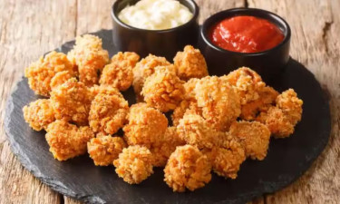 সন্ধ্যার নাশতায় ঝটপট বানান রেস্টুরেন্ট-স্টাইল মুচমুচে চিকেন পপকর্ন