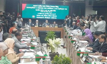 ৩১ মন্ত্রণালয় ও বিভাগের সঙ্গে ইসির বৈঠক চলছে