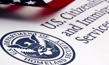 যুক্তরাষ্ট্রে ওয়ার্ক পারমিটের স্বয়ংক্রিয় নবায়ন বন্ধ, ঝুঁকিতে হাজারো কর্মী