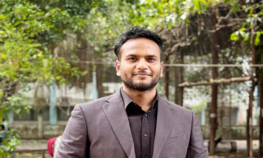 মাস্টার্সে ৩.৯৫ পেয়ে প্রশংসায় ভাসছে ঢাবি ছাত্রদল নেতা গিফারী