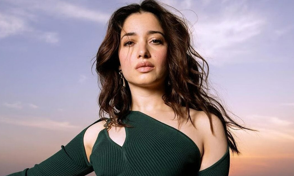 যখন কোনো সম্পর্কে থাকি তখন আমার পুরোটা দেই: তামান্না