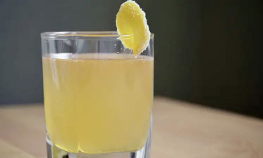 গ্যাস্ট্রিক চিরতরে বিদায় নেবে জাদুকরী এই পানীয়তে