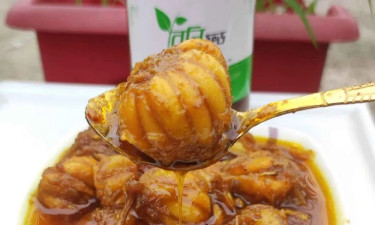 যে রসুন ছিল নিম্নবিত্তের সস্তা খাবার, তা কীভাবে পেল রাজকীয় মর্যাদা?