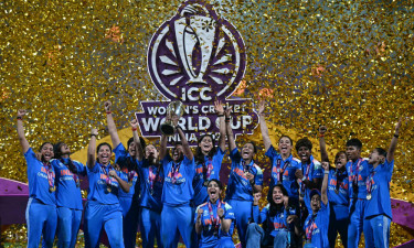 দক্ষিণ আফ্রিকাকে হারিয়ে নতুন চ্যাম্পিয়ন ভারত