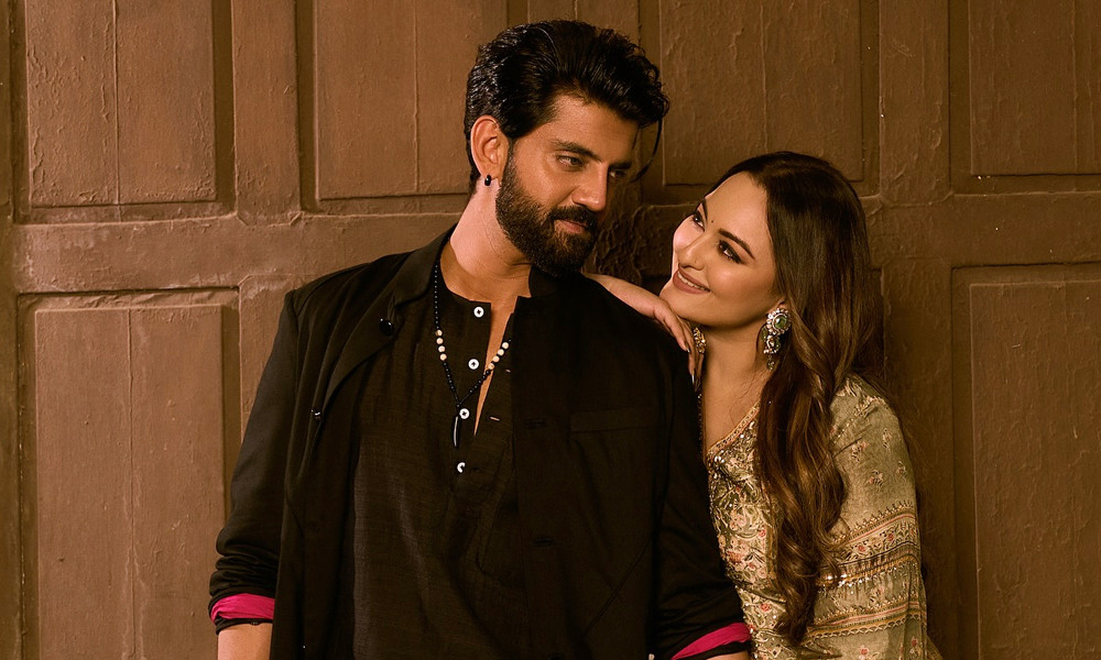 বিয়ের পর ভিনধর্মের পরিবারে দারুণ মানিয়ে নিয়েছেন সোনাক্ষি সিনহা