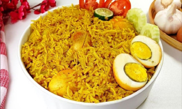 সকালের নাস্তায় খিচুড়ি খাওয়ার যত উপকারিতা