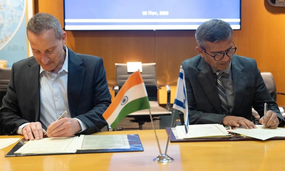 ভারত-ইসরায়েলের মধ্যে বৃহৎ প্রতিরক্ষা চুক্তি সই