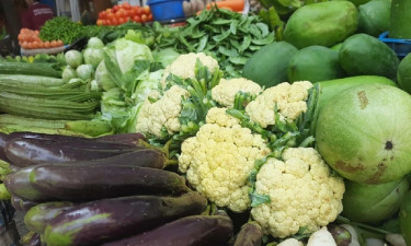 সবজির বাজারে স্বস্তি ফিরতে শুরু করেছে