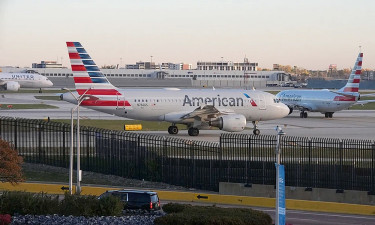 যুক্তরাষ্ট্রে ৫ হাজারেরও বেশি ফ্লাইট বাতিল, বিপাকে যাত্রীরা