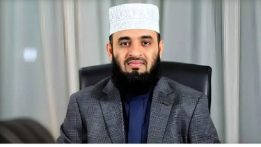 উন্মুক্ত মাঠে সব তাফসির মাহফিল স্থগিত করলেন আজহারী