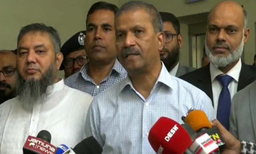 নির্বাচন বিলম্বিত করার কোনো ইস্যু নেই: আইন উপদেষ্টা