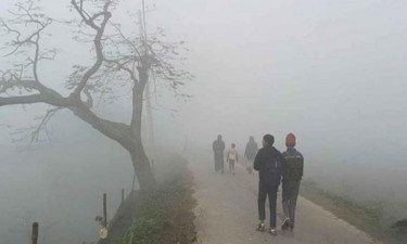 পঞ্চগড়ে কড়া নাড়ছে শীত: সকাল-সন্ধ্যায় কুয়াশা, তাপমাত্রা নামছে