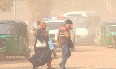 ঢাকার বাতাস আজ ‘খুবই অস্বাস্থ্যকর’, একটি স্থানের অবস্থা ‘দুর্যোগপূর্ণ’