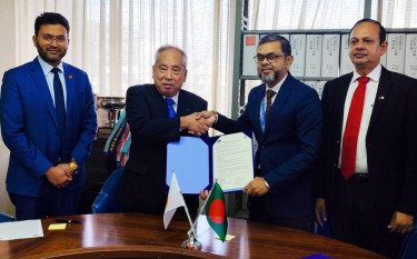 ইস্ট ওয়েস্ট ও জাপানের ওকায়ামা শোকা ইউনিভার্সিটির মধ্যে সমঝোতা স্মারক সই