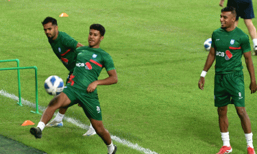 মিনিট ছয়-এ শেষ বাংলাদেশ-ভারত ম্যাচের টিকিট