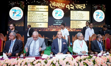 ‘বিচারের পথে আলোকবর্তিকা: প্রধান বিচারপতির দৃষ্টি ও রাজশাহী বিশ্ববিদ্যালয় আইন বিভাগের ৭২ বছর’