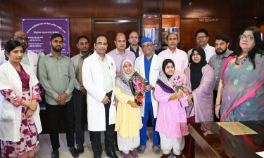 বার্ন ইনস্টিটিউটে দীর্ঘ চিকিৎসা শেষে বাড়ি ফিরল যমজ সায়রা-সায়মা