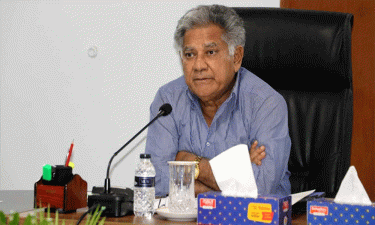 অন্তর্বর্তী সরকার শ্রমিকের সুরক্ষা নিশ্চিতে প্রতিশ্রুতিবদ্ধ : শ্রম উপদেষ্টা