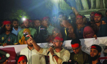 আওয়ামী লীগ রাজনৈতিক দল নয়, সন্ত্রাসী সংগঠন: ডাকসু ভিপি