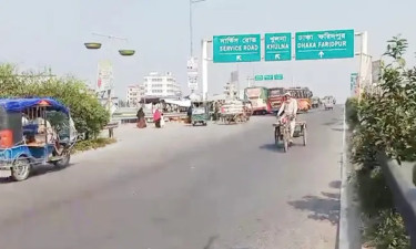 চার ঘন্টা পর ঢাকা-খুলনা মহাসড়কে যান চলাচল স্বাভাবিক