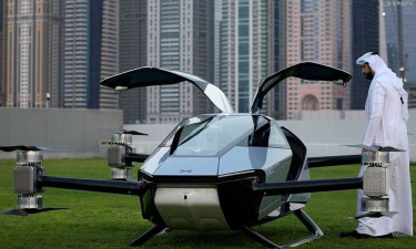 যাত্রী নিয়ে দুবাইয়ের আকাশে উড়বে ট্যাক্সি