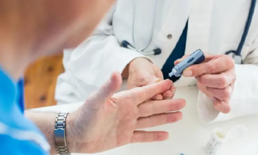 উদ্বেগজনক হারে বাড়ছে আক্রান্তের সংখ্যা