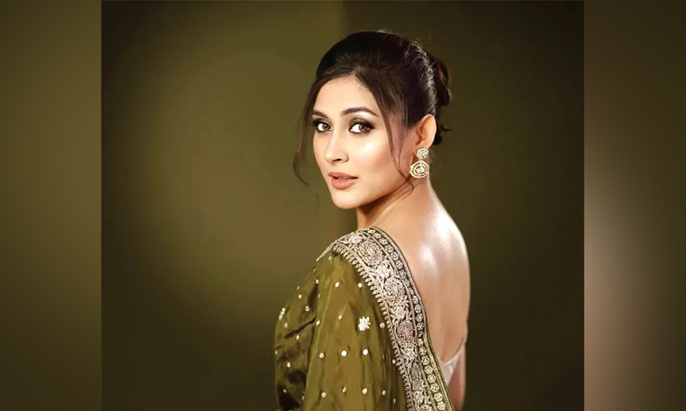 মেহজাবীনের বিরুদ্ধে গ্রেপ্তারি পরোয়ানা