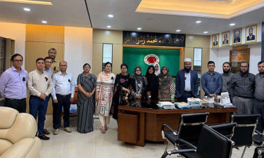 বিচারকের ছেলেকে হত্যা: সারা দেশে বিচারকদের কালো ব্যাজ ধারণ