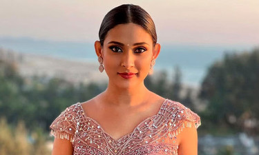 জামিন চেয়ে আদালতে মেহজাবীনের আত্মসমর্পণ