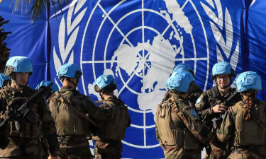 লেবাননে জাতিসংঘ শান্তিরক্ষীদের লক্ষ্য করে হামলা