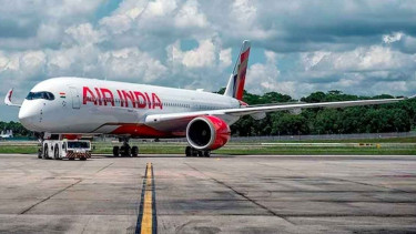 শাহজালালে পুশকার্টের ধাক্কায় ভাঙল ভারতীয় বিমানের চাকা